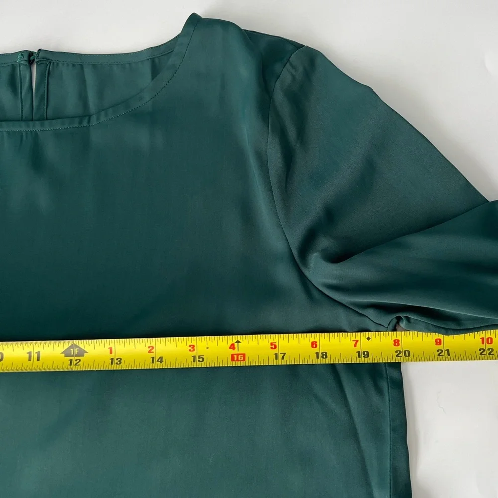 Cupshe Dark Green Long sleeved Blouse - M - NWT - Picture 3 of 8
